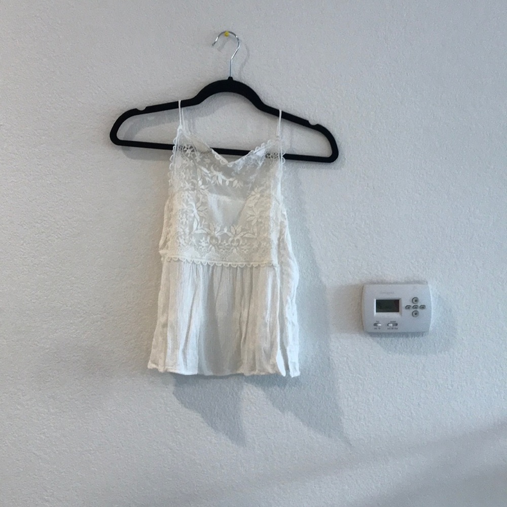 white tank